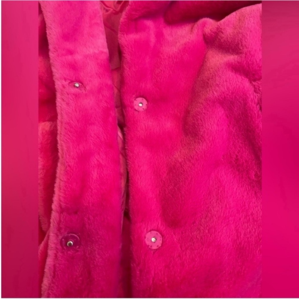 Gigi's Closette Coat Foux Fur Hot Pink Teddy Midi Coat Jacket New size Small - Picture 11 of 13